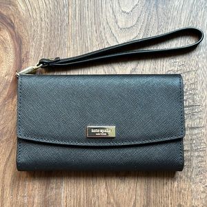 Kate Spade IPhone Wristlet. (Fits iPhone 6,7,8)